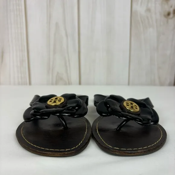 Tory Burch Sandals Patent Leather Thong Flower Vamp Slip-On Flats Black Size 6.5