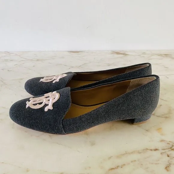 TORY BURCH Solid Gray Fabric Loafer Flats Large Logo - US 6.5