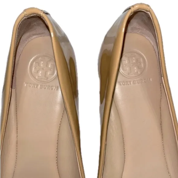 TORY BURCH ‘Trudy’ Gold Logo-Bow, Beige Patent, Ballet Flat, Sz 8.5M