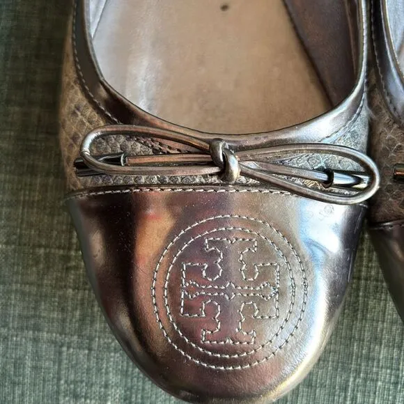 Tory Burch women ballet flats verbena leather metallic snake skin shoes 8.5 EUC