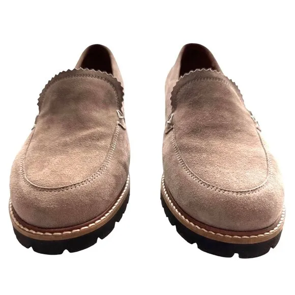 Trotters Fayth Taupe Stone Suede Loafers Scalloped Trim &amp; Rubber Soles Size 10