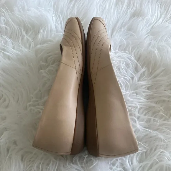 Trotters WOMEN'S TROTTERS SASHA FLATS Size 10.5