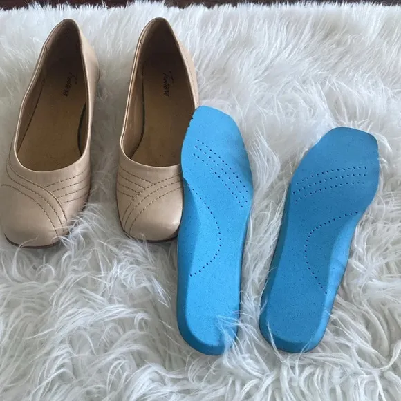 Trotters WOMEN'S TROTTERS SASHA FLATS Size 10.5