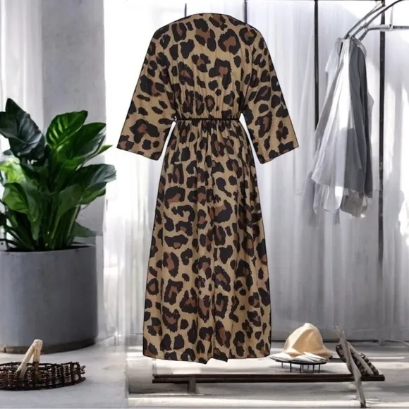TSQ2 Plunge Leopard Oversize Kimono Maxi Dress L NWT