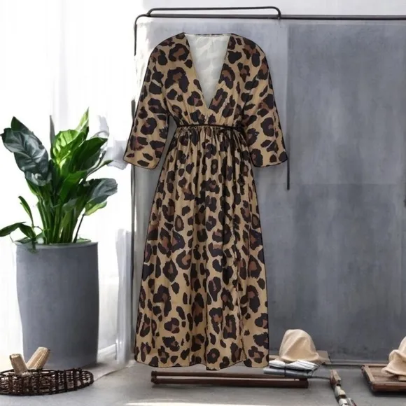 TSQ2 Plunge Leopard Oversize Kimono Maxi Dress L NWT