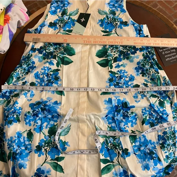 Tuckernuck Water's Edge Hydrangea Sleeveless Charlie Dress size large nwt new