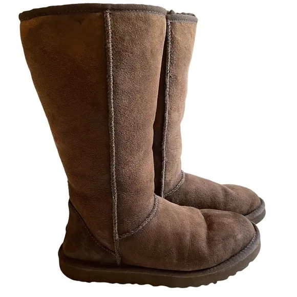 UGG Australia Classic Tall Brown Boots.  Size 7