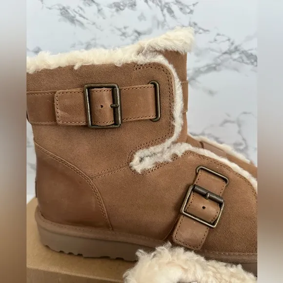 UGG Australia Dune Mini Buckle Boots Chestnut Brown Fleece Lined Women’s Sizes