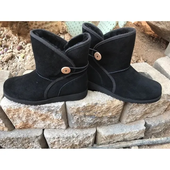 Ugg Australia Fabian Youth Genuine Suede and Shearling Booties Boots Size 5