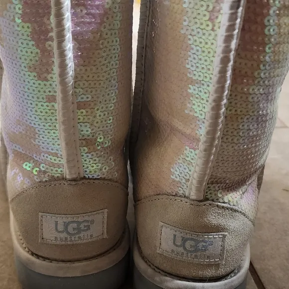 Ugg Australia I Do! Bridal Iridescent Sequin Sparkle Short Boots Size 8