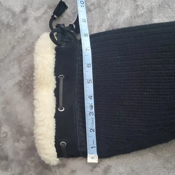 UGG Australia Suburb Tall Crotchet  Tassel Tie Accent Suade Boots Size 10
