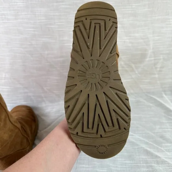 Ugg Australia Tall Brown Shearling Boots Women's Size 8 - Winter / Cozy