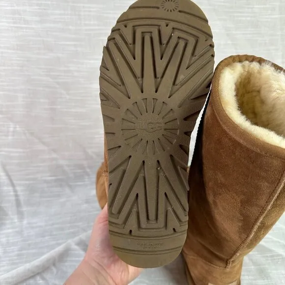 Ugg Australia Tall Brown Shearling Boots Women's Size 8 - Winter / Cozy