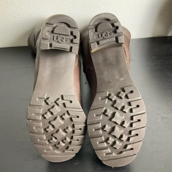 UGG Avery Stout Leather Water Resistant Cuffable High Heeled Boots Women's 8.5‎