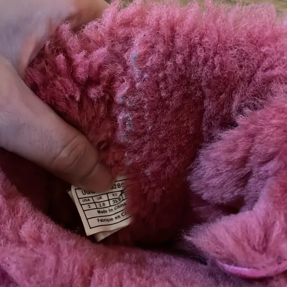 Ugg Bailey bow pink fur boots