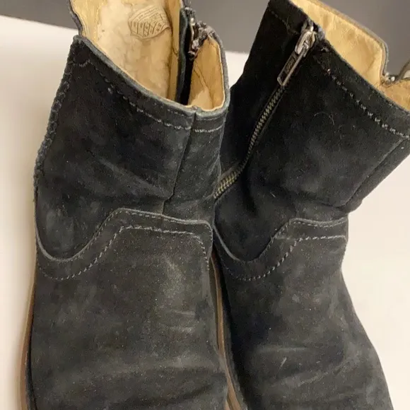 UGG Black Suede Wool Lined Zipper Ankle Boots Sz 8
