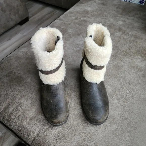 UGG Blayre II Boots