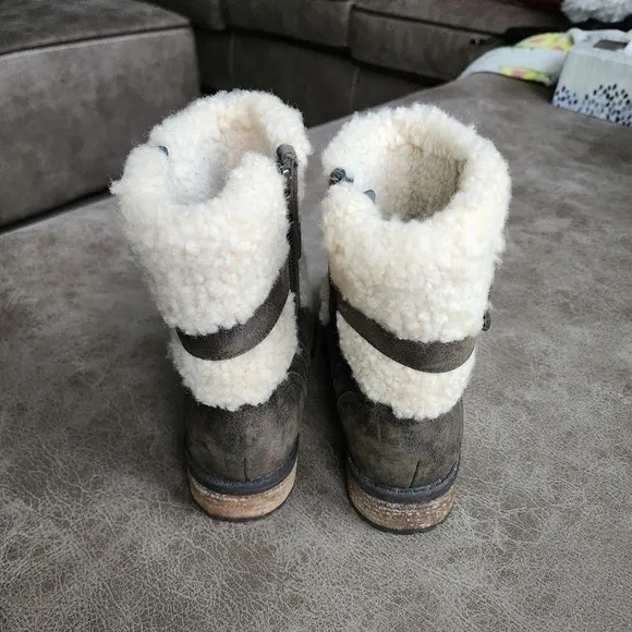 UGG Blayre II Boots