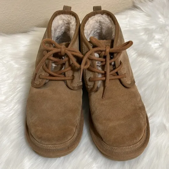 UGG Boys Tan Fleece Lined Lace Boots
