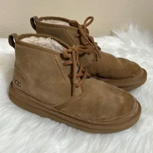 UGG Boys Tan Fleece Lined Lace Boots