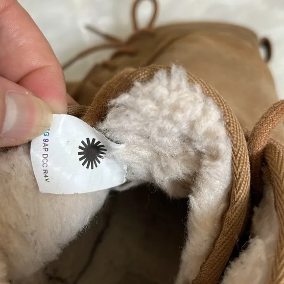 UGG Boys Tan Fleece Lined Lace Boots