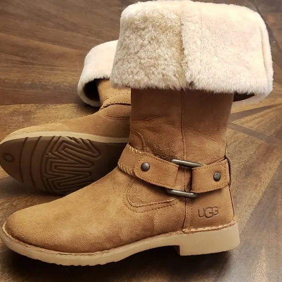 UGG Braiden Boots In Chestnut Womens Size 8