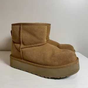 UGG Classic Mini Platform Chestnut Brown Boots Women’s Size 5
