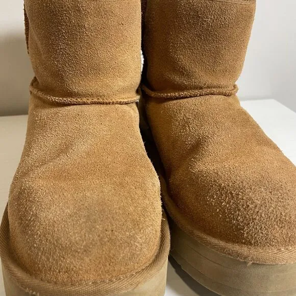 UGG Classic Mini Platform Chestnut Brown Boots Women’s Size 5