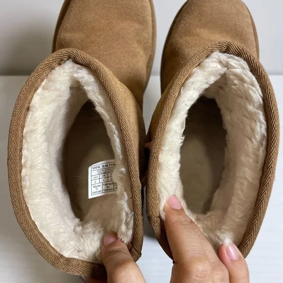 UGG Classic Mini Platform Chestnut Brown Boots Women’s Size 5