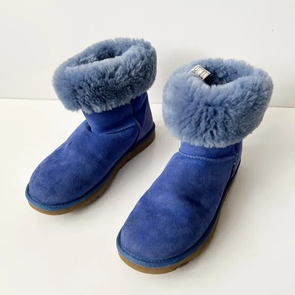 UGG Classic Short II Deep Periwinkle Blue Boots Suede Women's Size 9