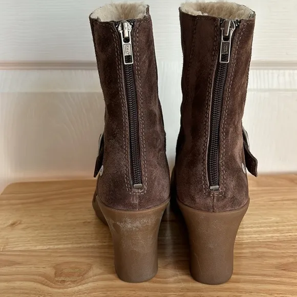 UGG GISELLA 5593 brown leather suede wedge boot fleece lined boots size 10