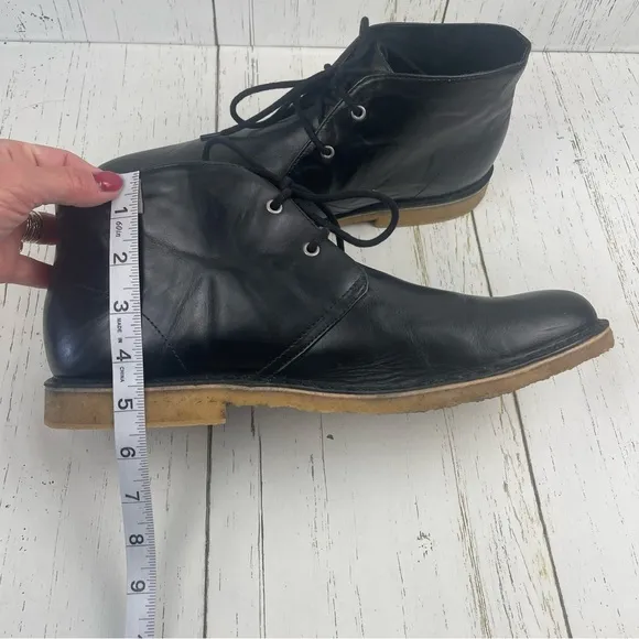 UGG Leighton Chukka Black‎ Leather Boots