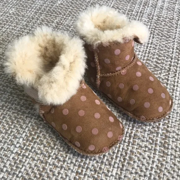Ugg Polka Dot Boots (size Small)
