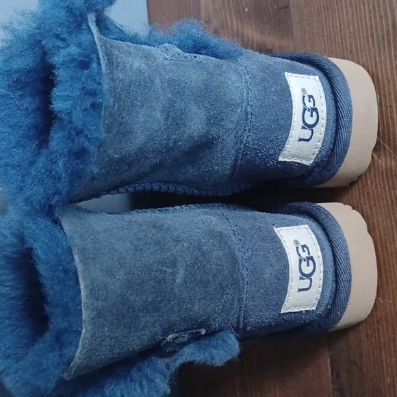 UGG  toddler boots