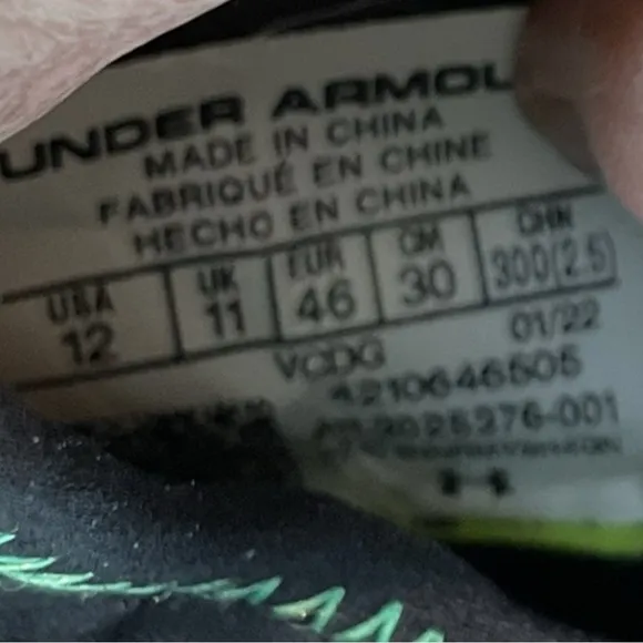 Under Armour Green Sneakers with Skull Design Men’s Size 12