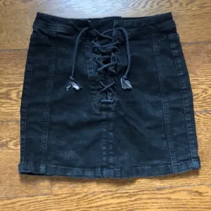 Urban Outfitters BDG Lace Up Black Miniskirt XS