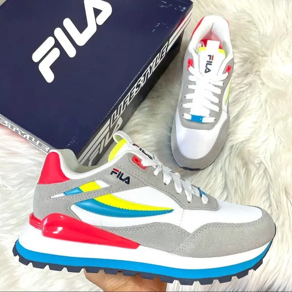 Urban Outfitters Fila Serca Sneaker RARE