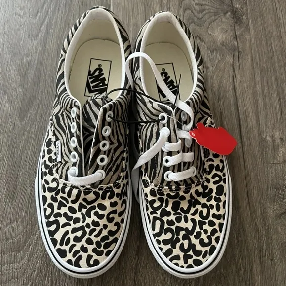 Vans Era Safari Multi Sand Shell True White sneakers size 8.5”