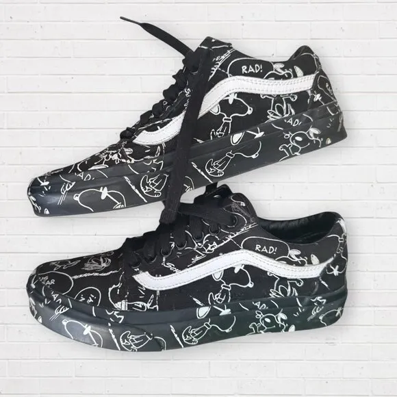 VANS Limited Edition Peanuts Shultz Snoopy Old Skool Shoes Sneakers M 6.5 / W 8