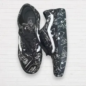 VANS Limited Edition Peanuts Shultz Snoopy Old Skool Shoes Sneakers M 6.5 / W 8