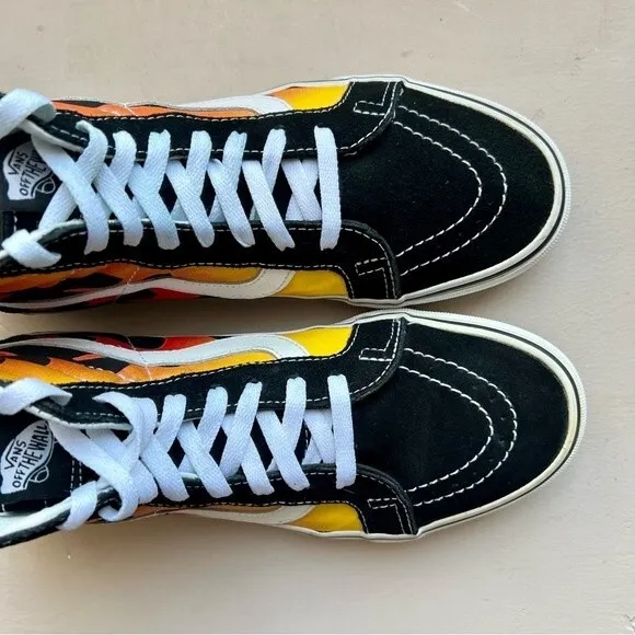 Vans SK8-Hi Reissue Black Sneakers w/ Fire Flames Unisex Men’s 8 Women’s 9.5