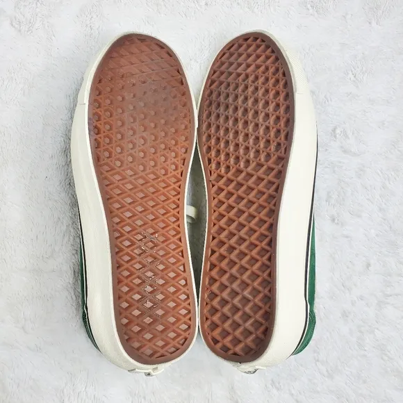 Vans Vault x Julian Klincewicz | Green Bold Ni Lx &quot; Community&quot; Sneakers