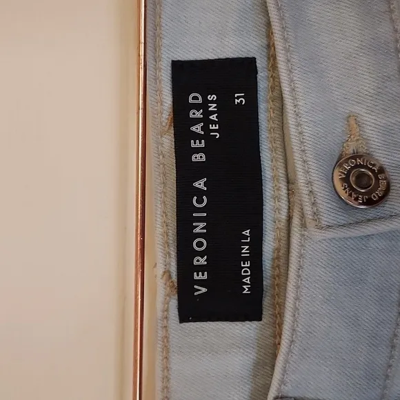 VERONICA BEARD CARLY KICK-FLARE JEAN RAW HEM IN ASPEN