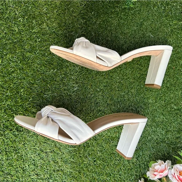 VERONICA BEARD Ganita Knot-Front Sandal$550 Sz 10.5 gently usedColor:Coconut