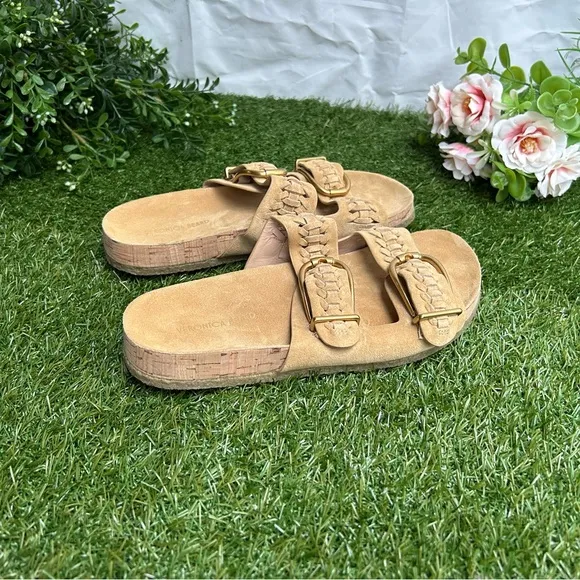 Veronicas' FavoritesPaige Buckle Sandal Desert$295 women size 6.5 new