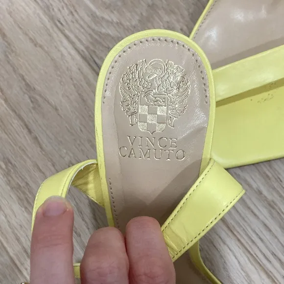 Vince Camuto Enella Yellow Leather Ankle Strap Heeled Sandals O660 10M