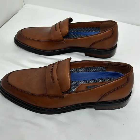 Vince Camuto Size 12 Ivarr Penny Loafer