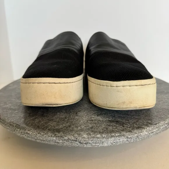 Vince Ward Knit Black Round Toe Slip On Sneakers 9.5