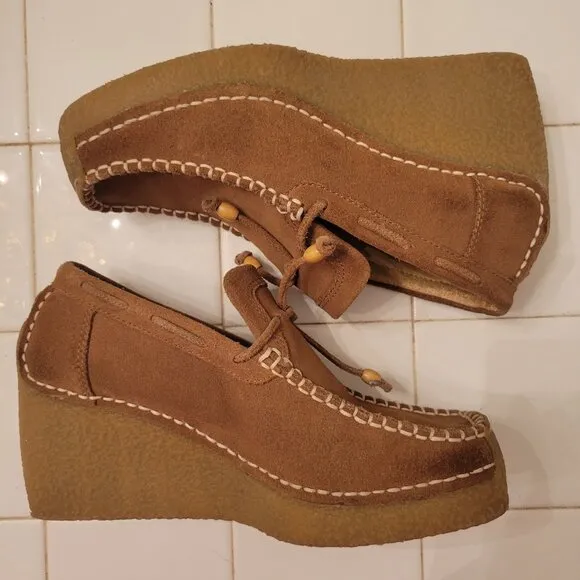 Vintage Candies Brown Suede Leather Wedge Moccasins Size 6M Loafers 90s Y2K Chun