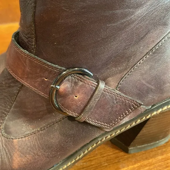 Vintage Desmo 90s classic brown weathered western leather boots bootie size US 7